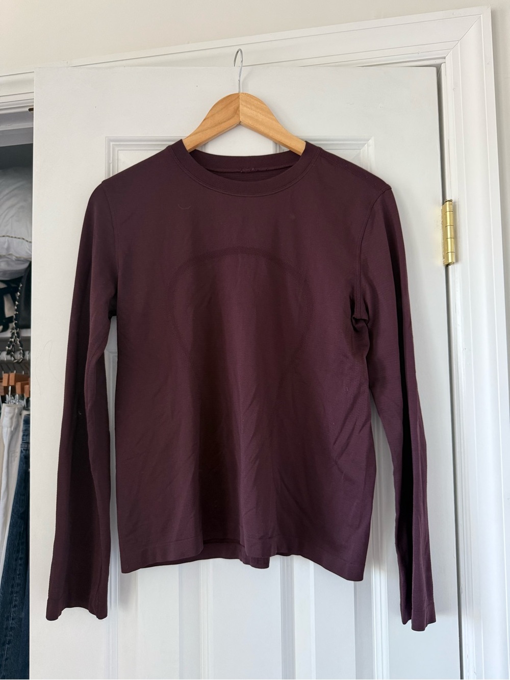 Lululemon Swiftly Relaxed Long Sleeve Top Black Plum